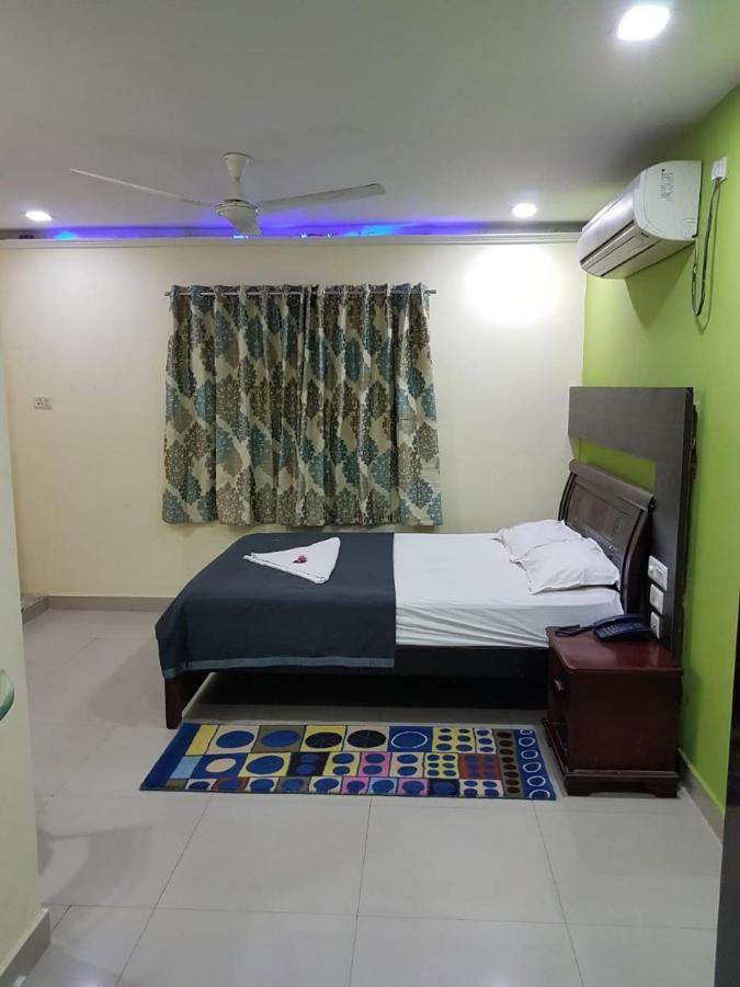 Hotel In Nova حيدر أباد المظهر الخارجي الصورة